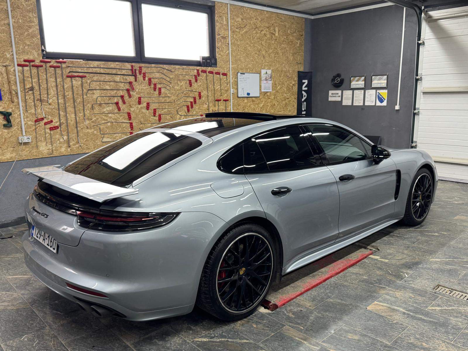Porsche Panamera GTS PDR
