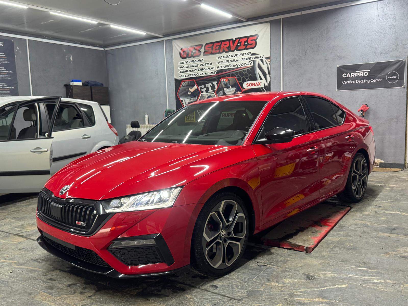 Škoda Octavia RS Poliranje